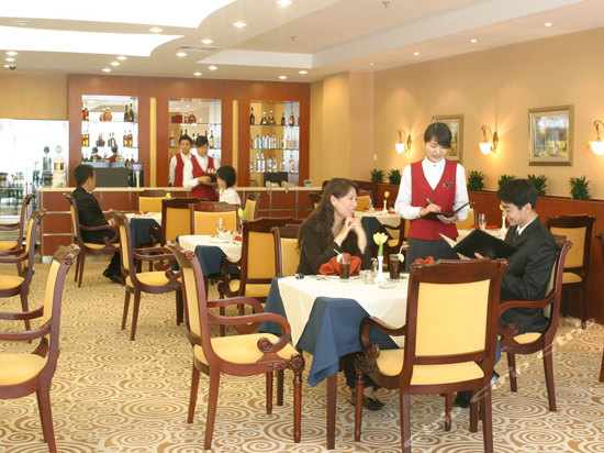 北京雍景台酒店 东直门外小街2号的美食与住宿指南